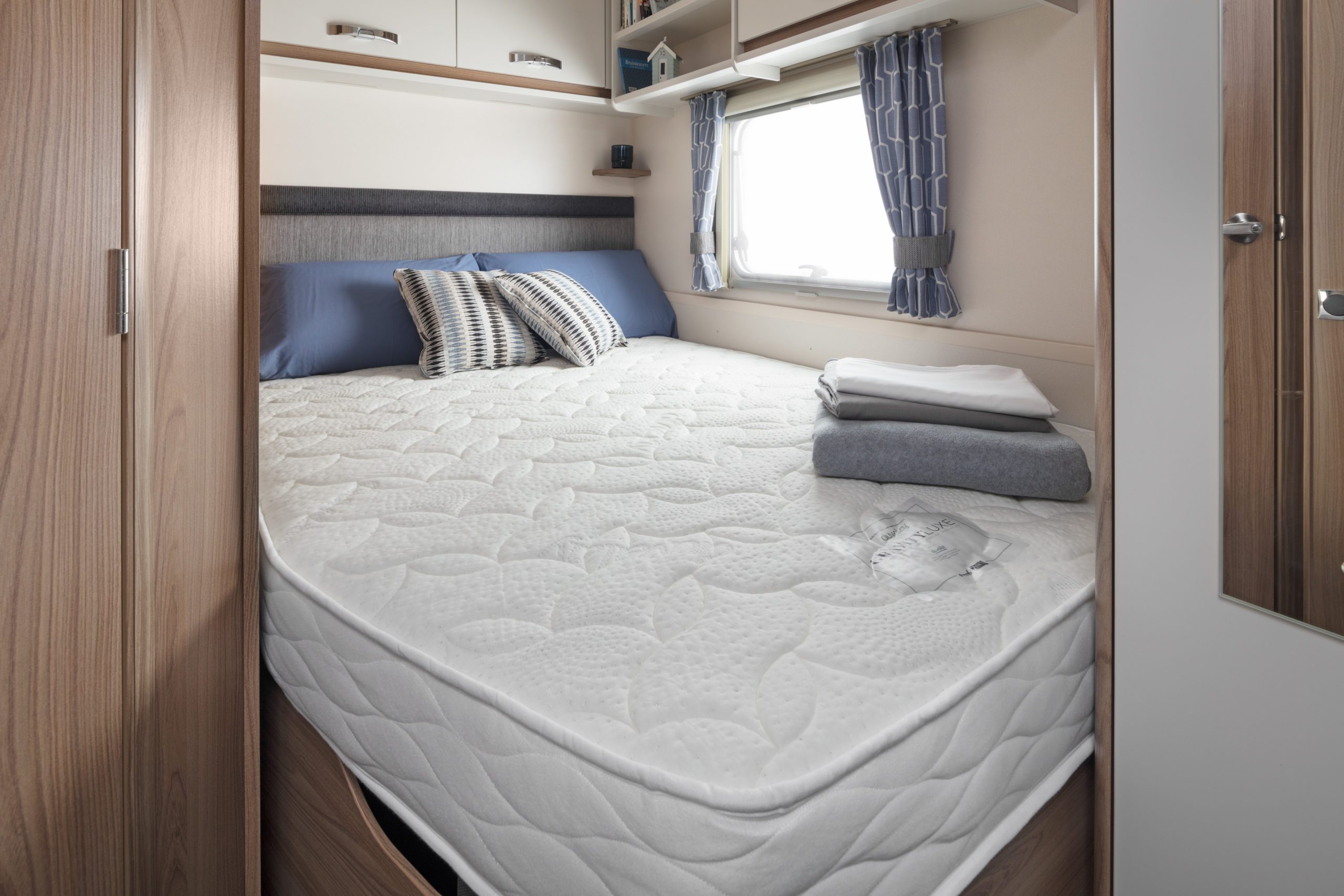 [INT]SpriteSuperQuattro FB Duvalay Mattress[RGB] • Lancaster