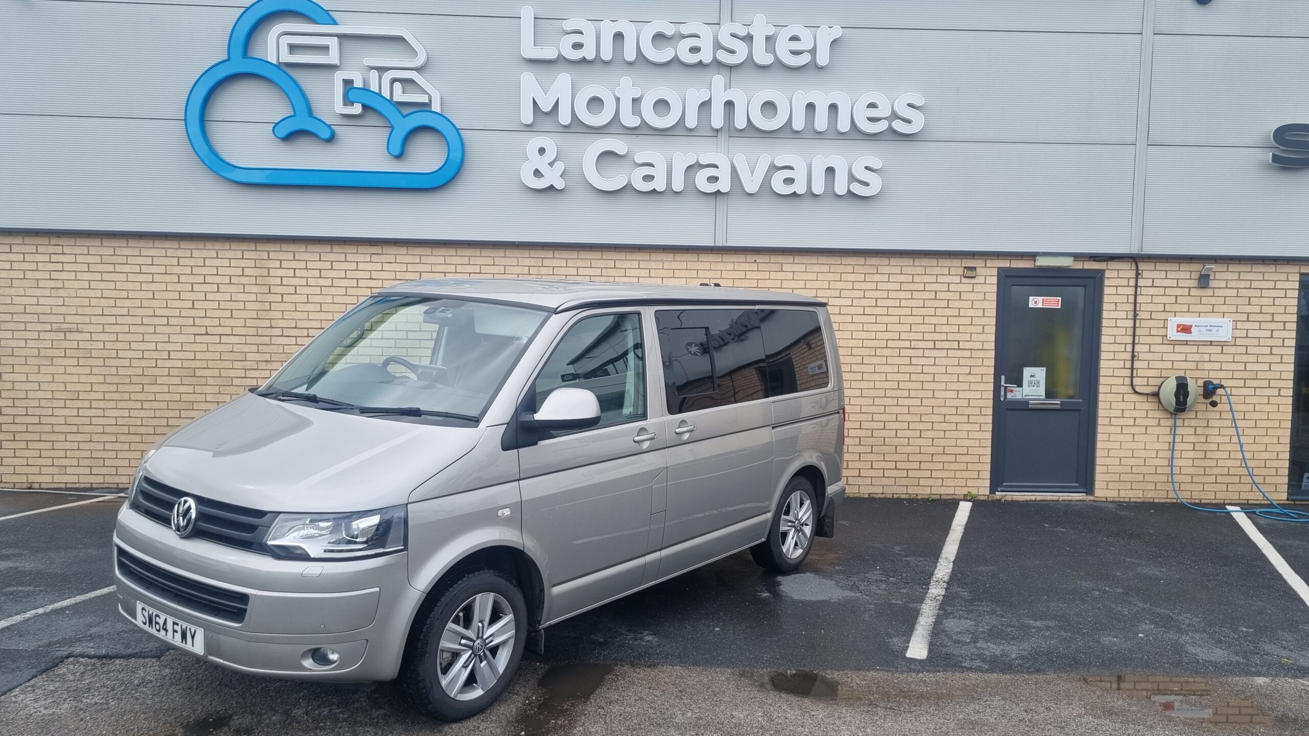 Volkswagen Transporter - Image 3