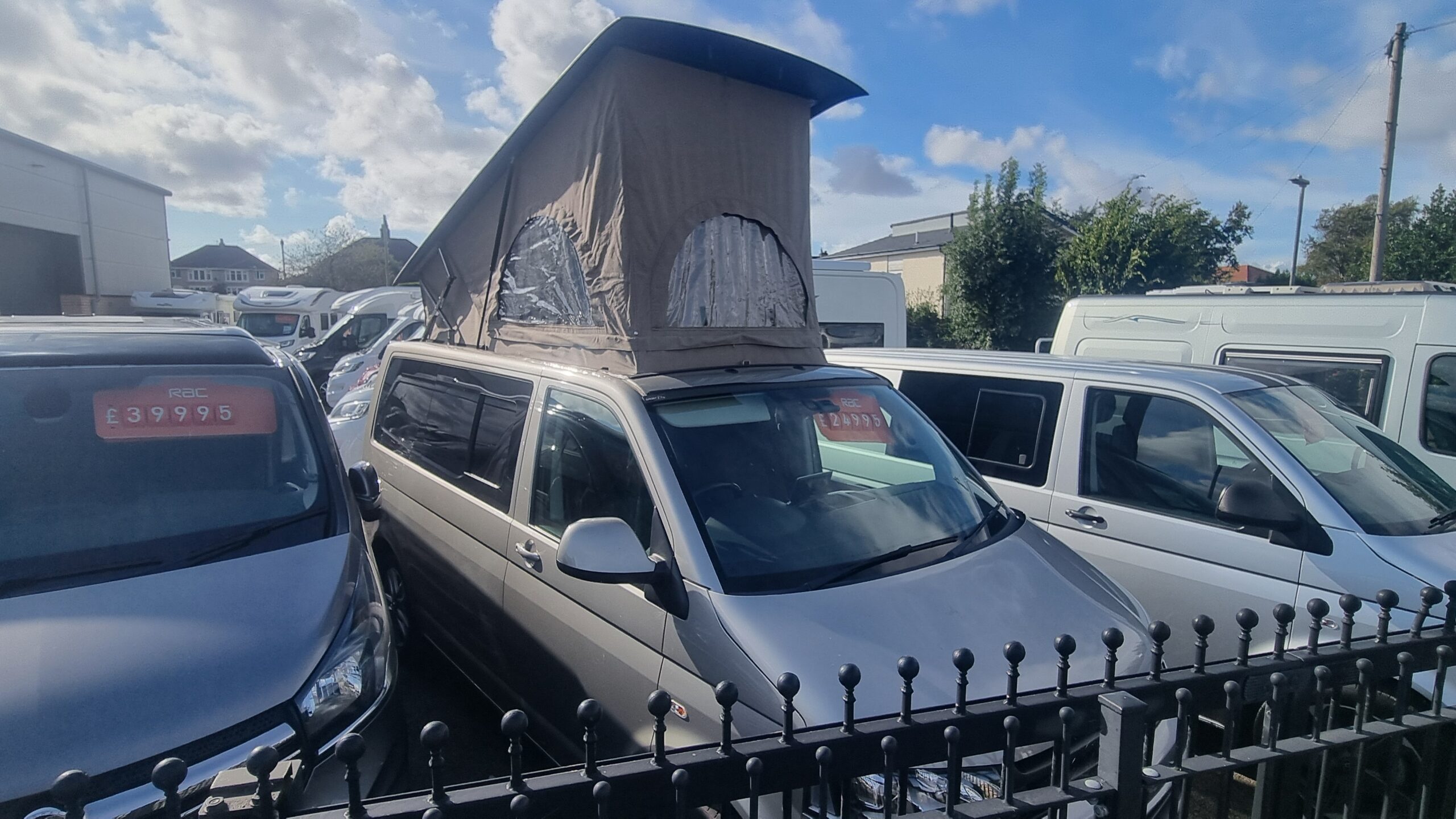 Volkswagen Transporter - Image 10