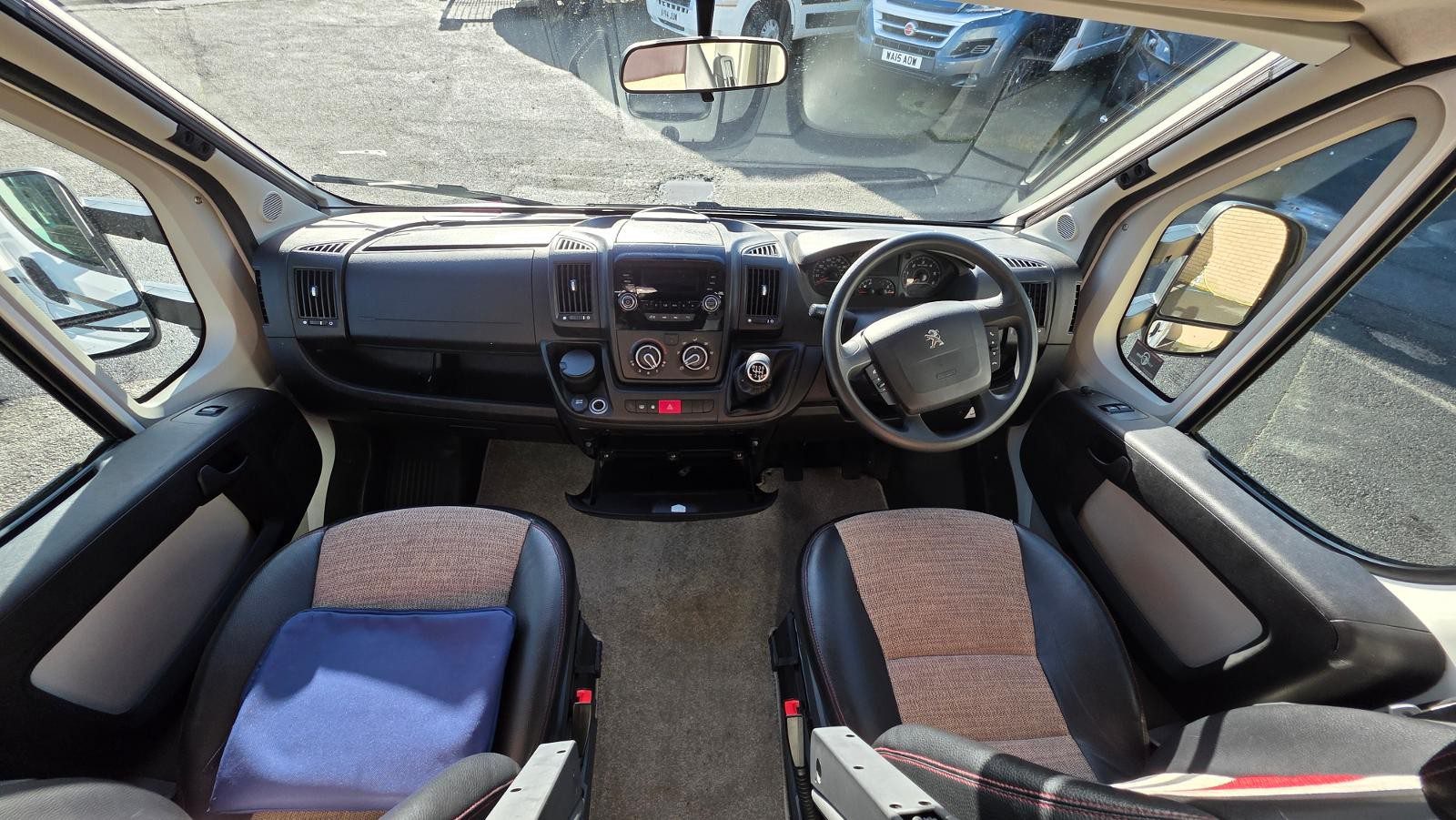 Bailey Approach 665 - Image 4