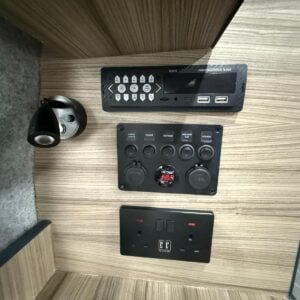 Ford Transit Custom - Image 8