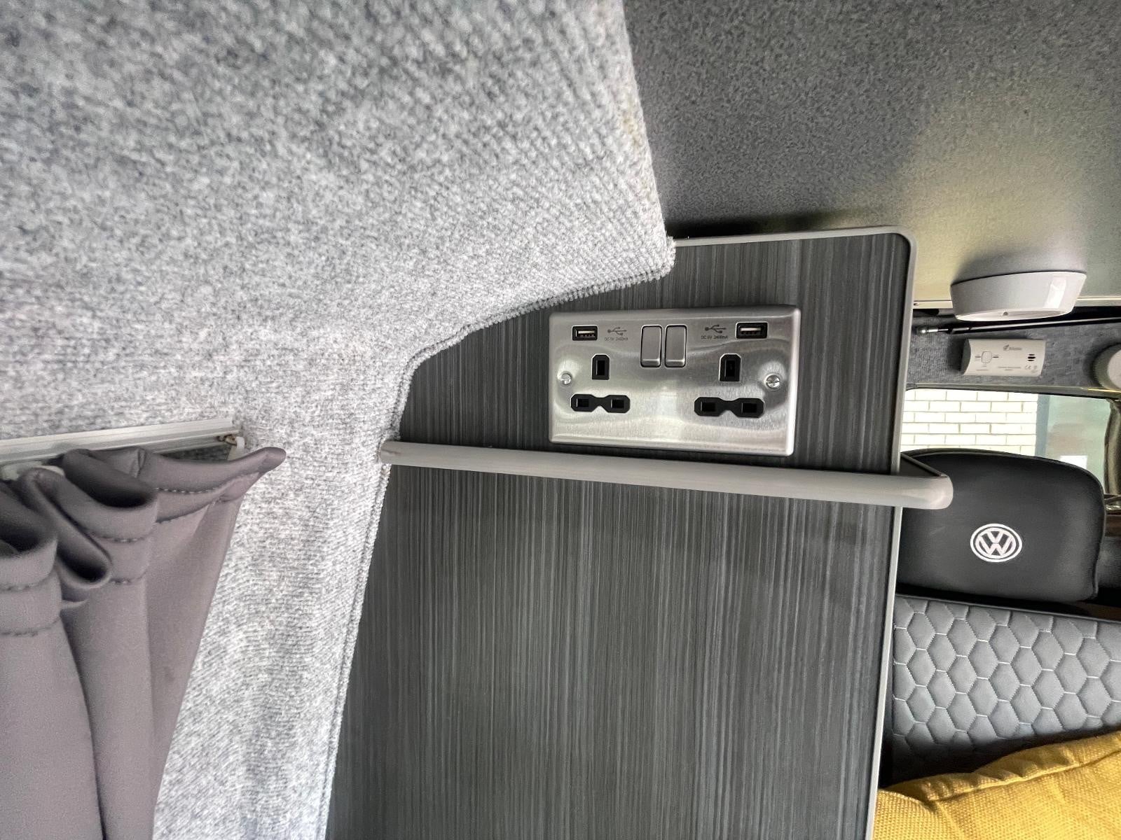 Volkswagen Transporter Leisuredrive - Image 14
