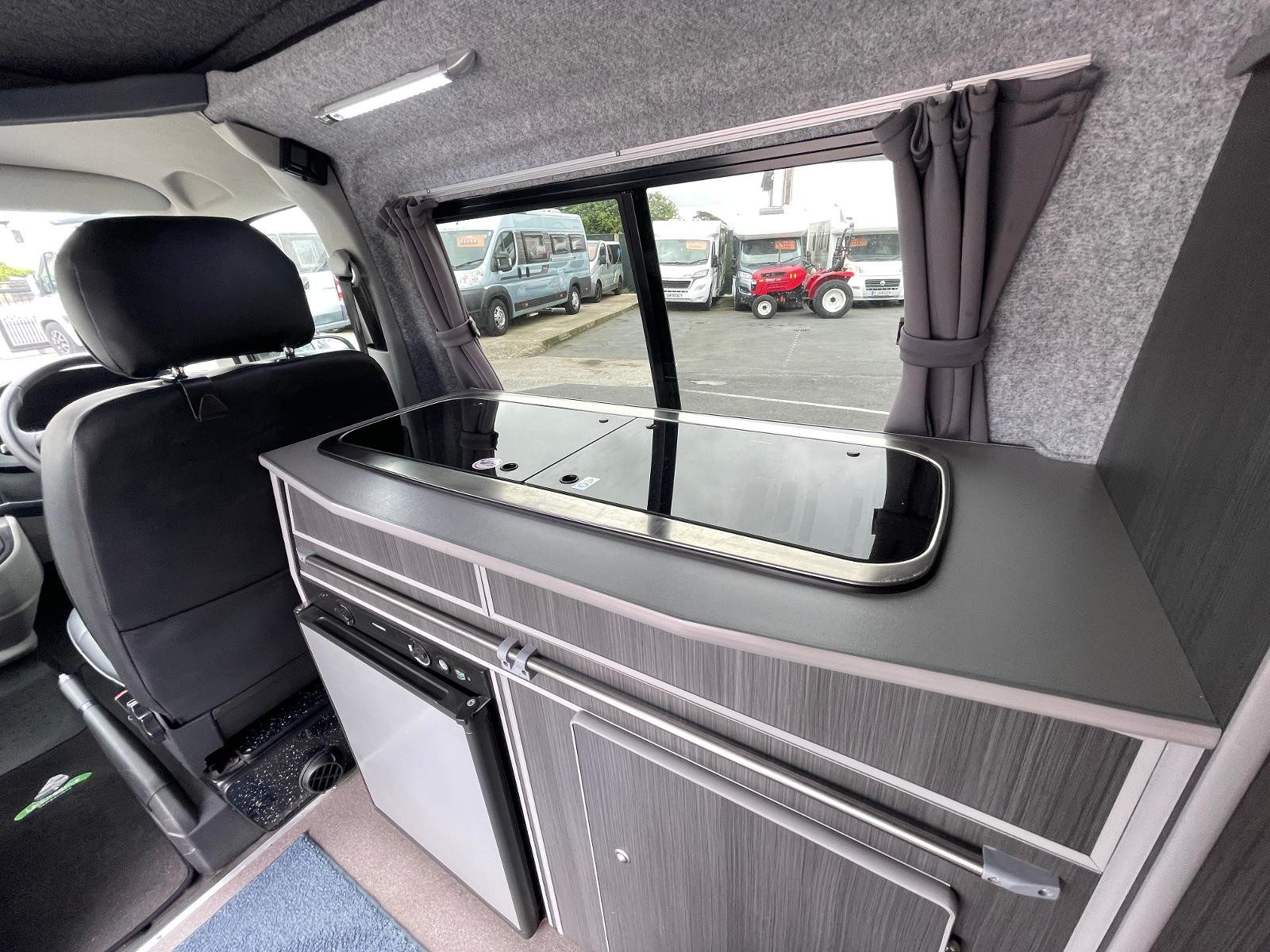 Volkswagen Transporter Leisuredrive - Image 17