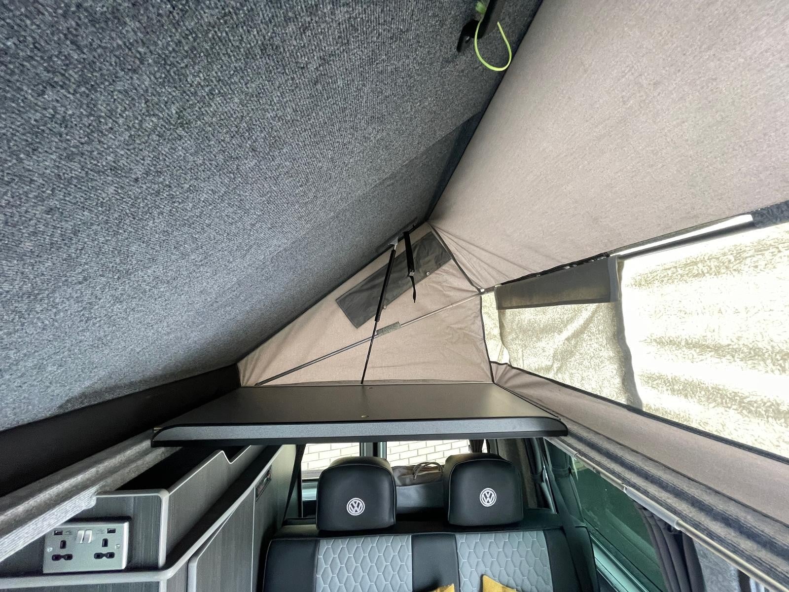 Volkswagen Transporter Leisuredrive - Image 21