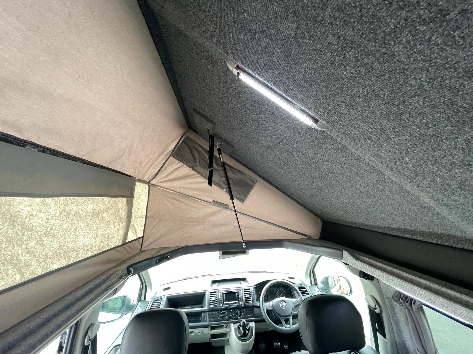 Volkswagen Transporter Leisuredrive - Image 22