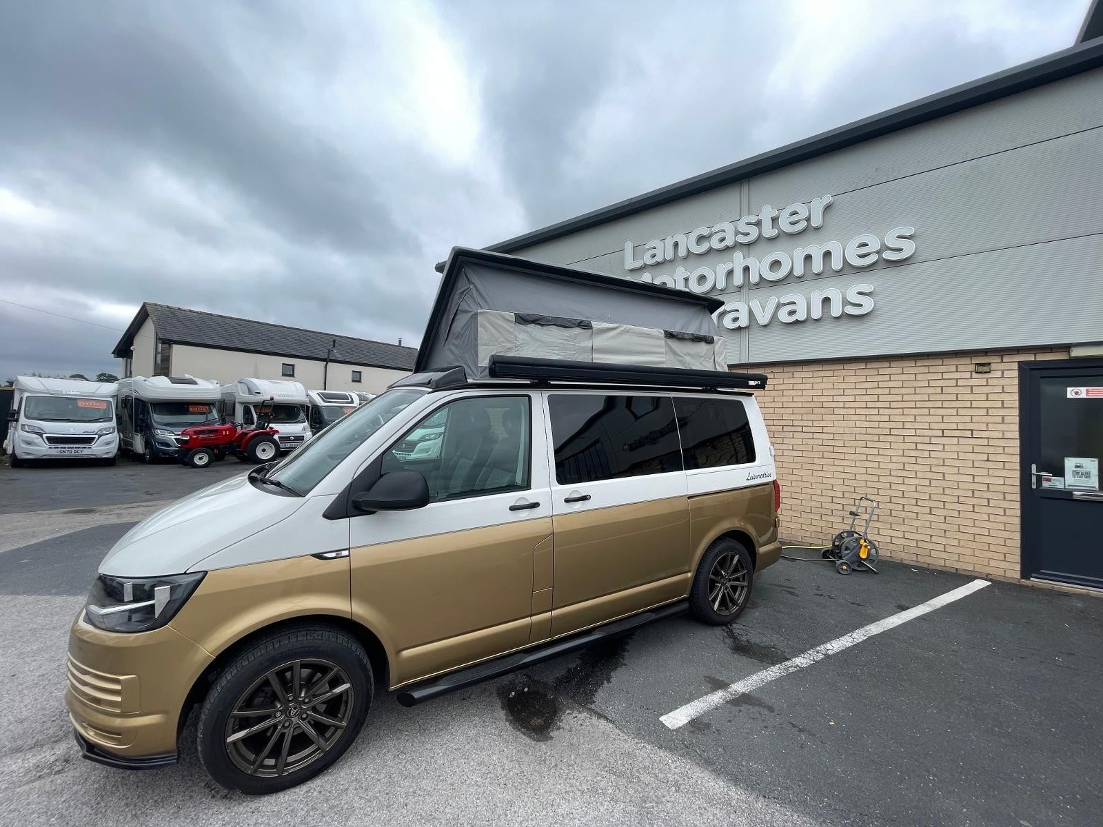Volkswagen Transporter Leisuredrive - Image 8