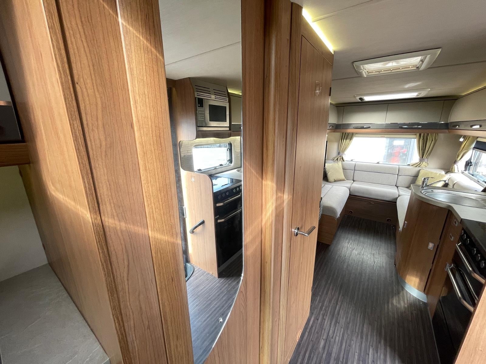 Auto Trail Apache 634 - Image 13