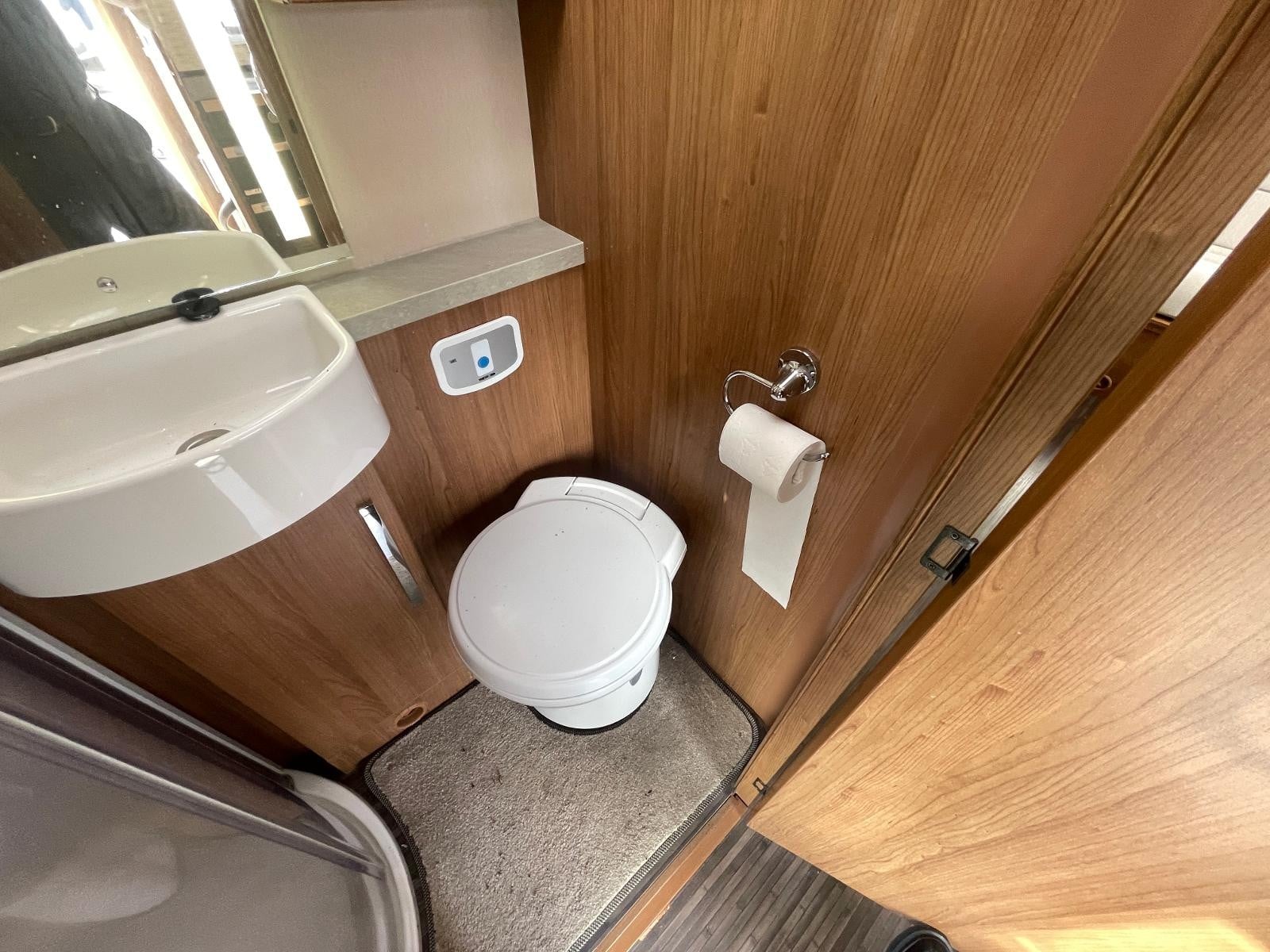 Auto Trail Apache 634 - Image 25