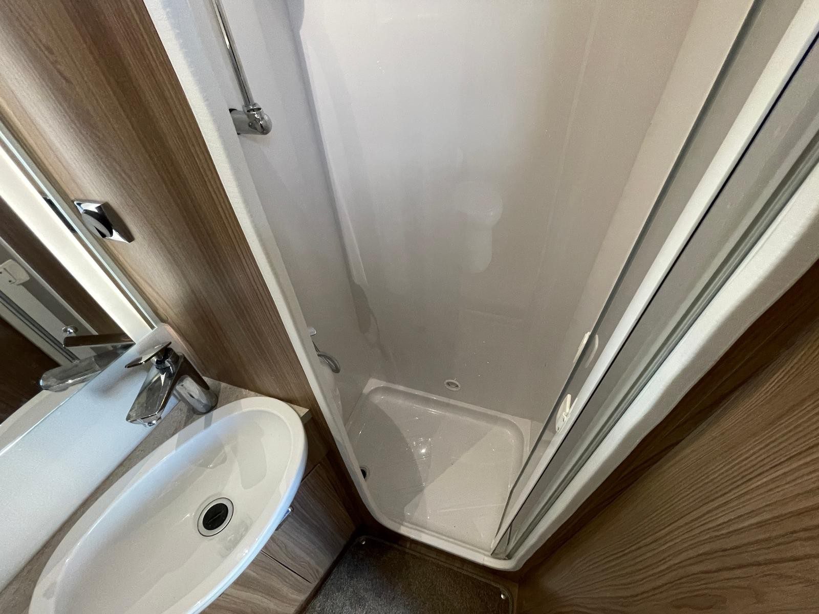 Bessacarr e460 - Image 18