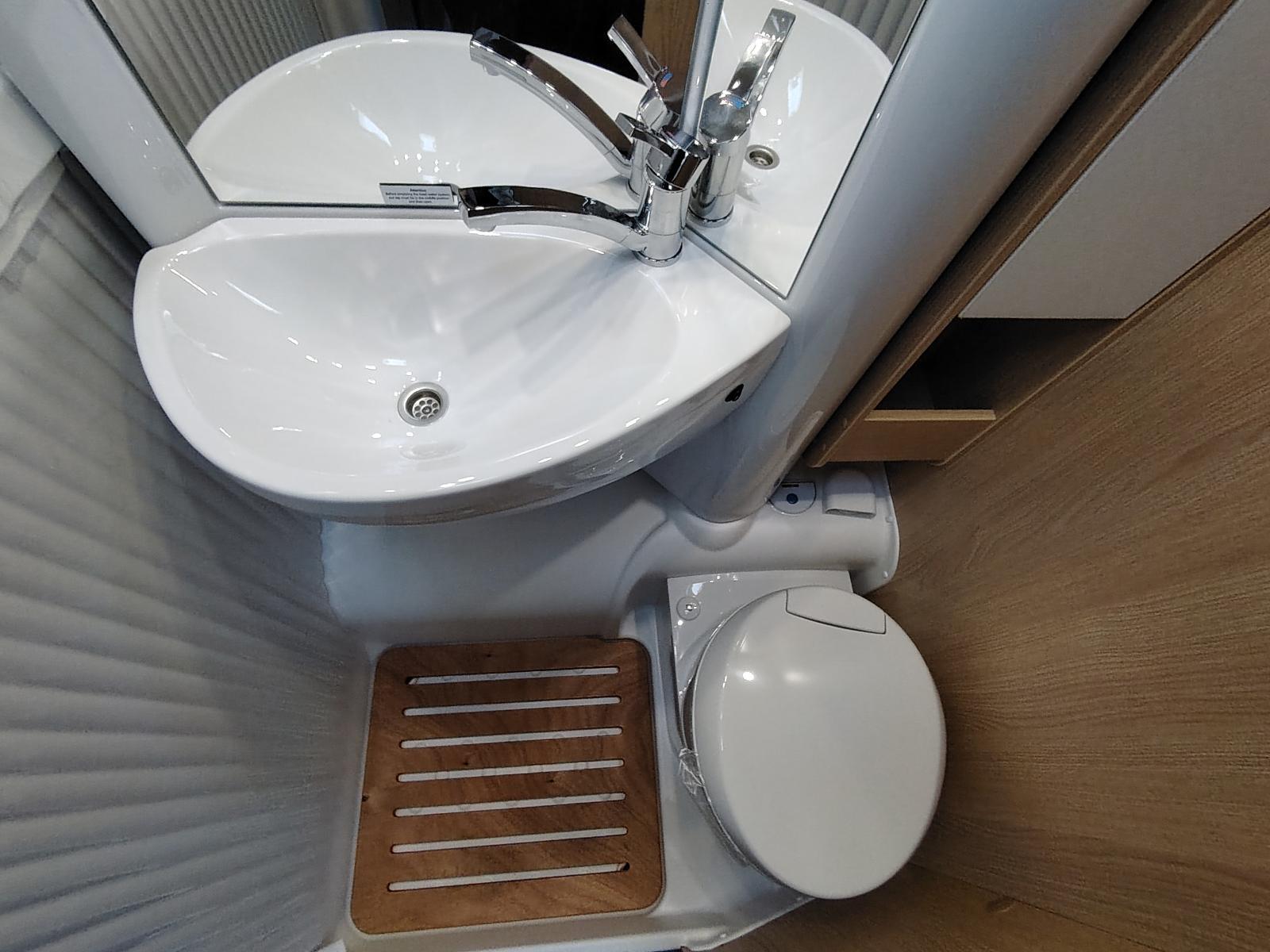 Sunlight V60 Adventure Edition - Image 22