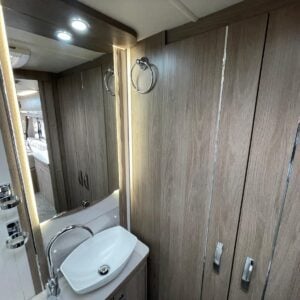 Compass Capiro 482 - Image 12