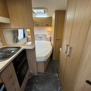 Elddis Majestic 165 - Image 16