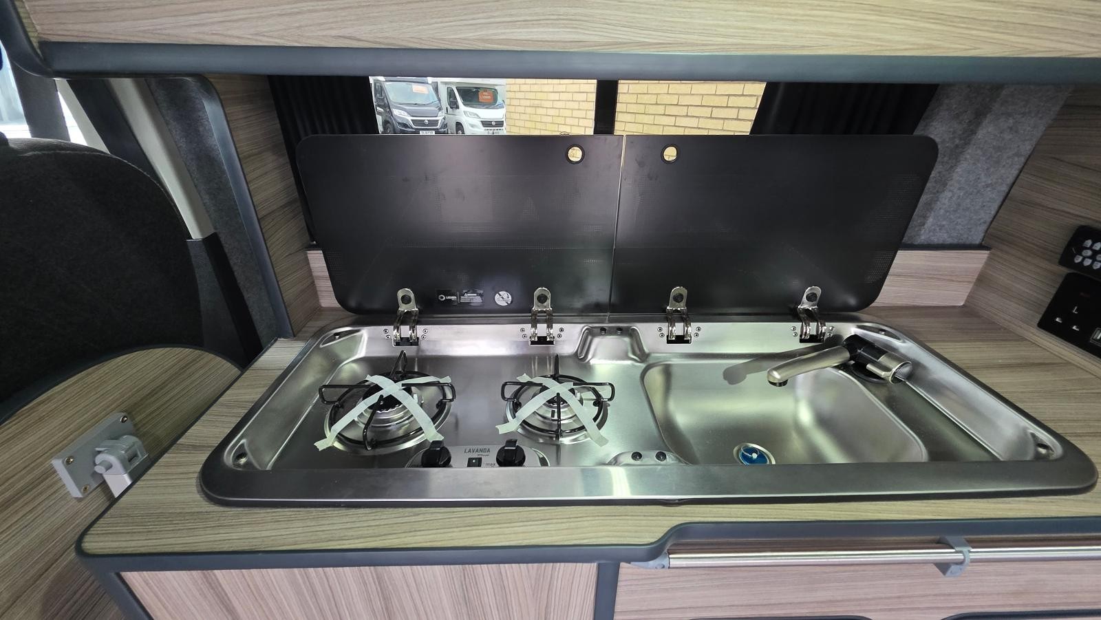 Ford Custom Camper - Image 8