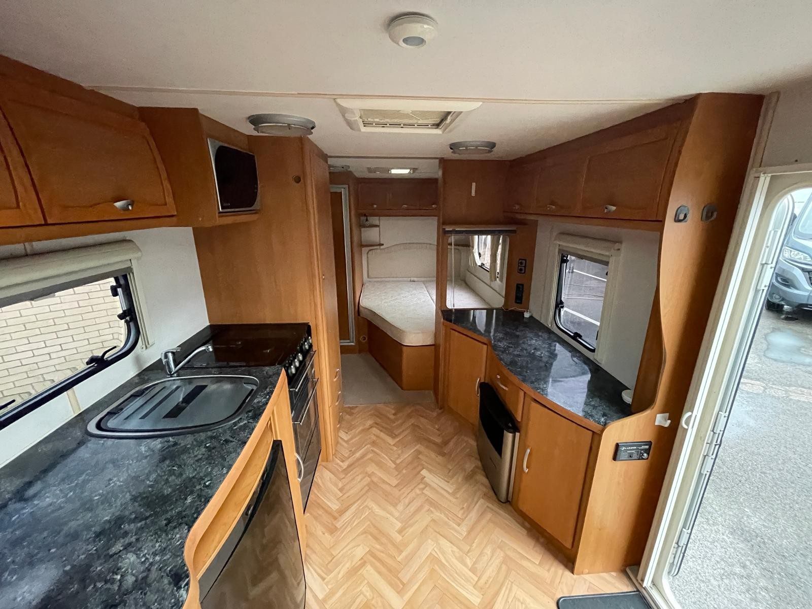 Lunar Clubman EB - Image 12