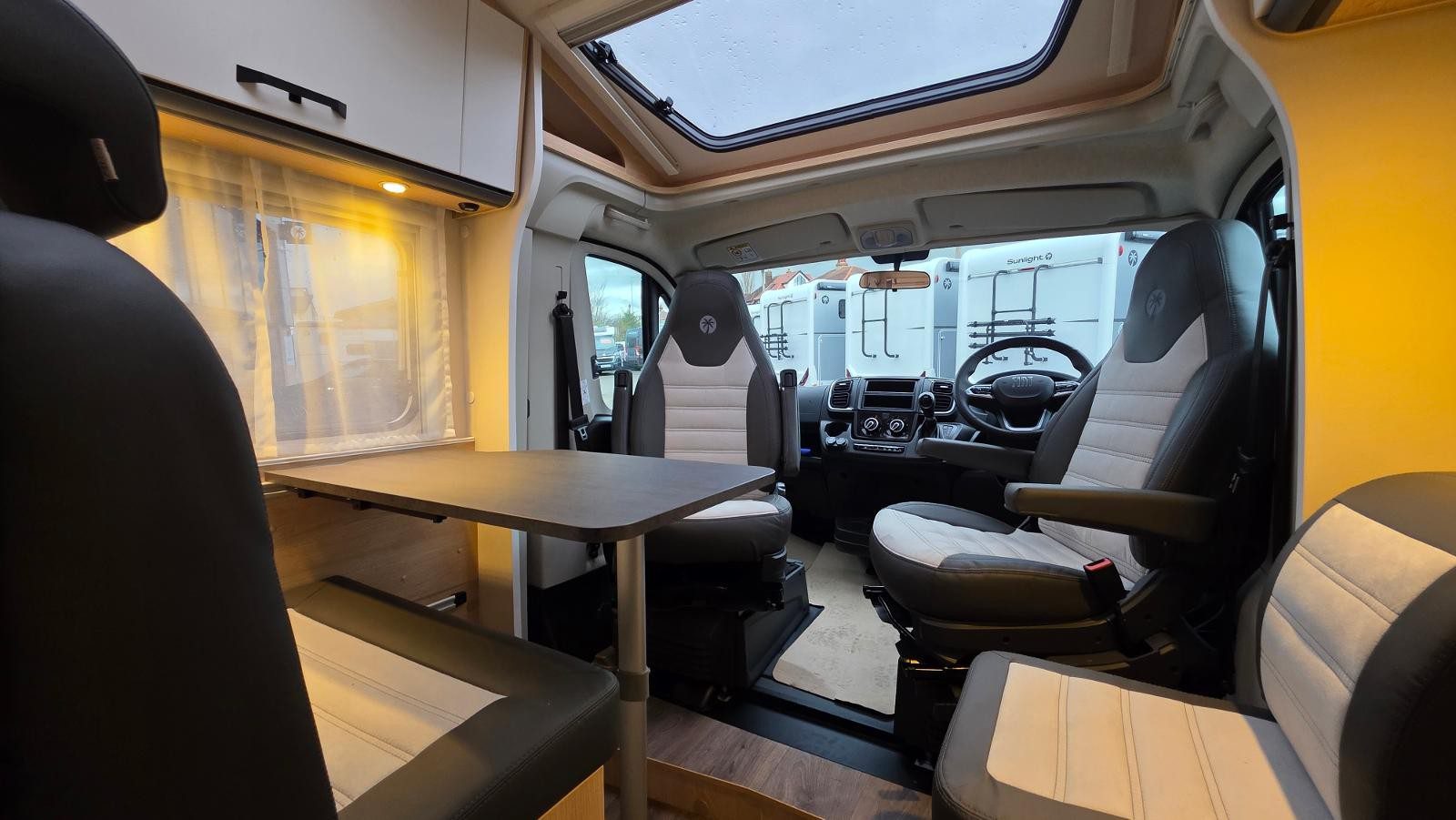 Sunlight V60 Adventure - Image 7