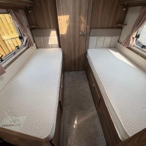 Swift Challenger Windermere 565 - Image 10
