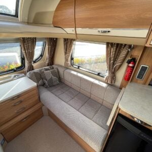 Swift Conqueror 565 4b - Image 6
