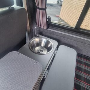 Volkswagen Transporter - Image 6