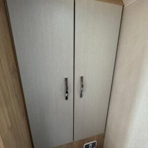 Elddis Supreme 185 - Image 12