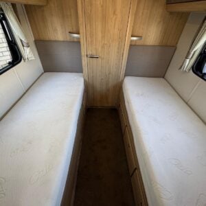 Elddis Supreme 185 - Image 9