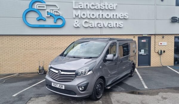Vauxhall Vivaro 2900 Le Nav