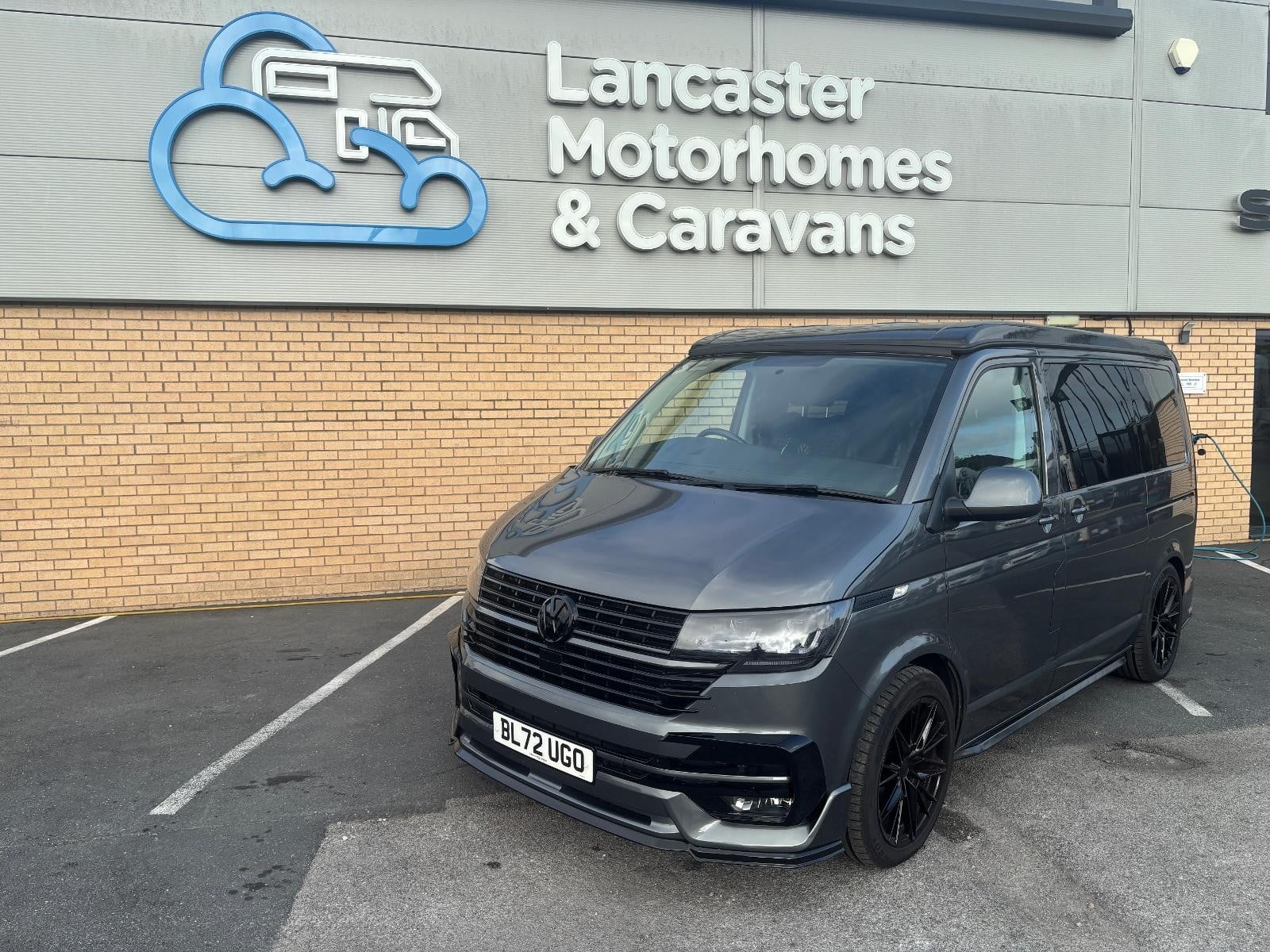 Volkswagen T6.1 Camper - Image 3