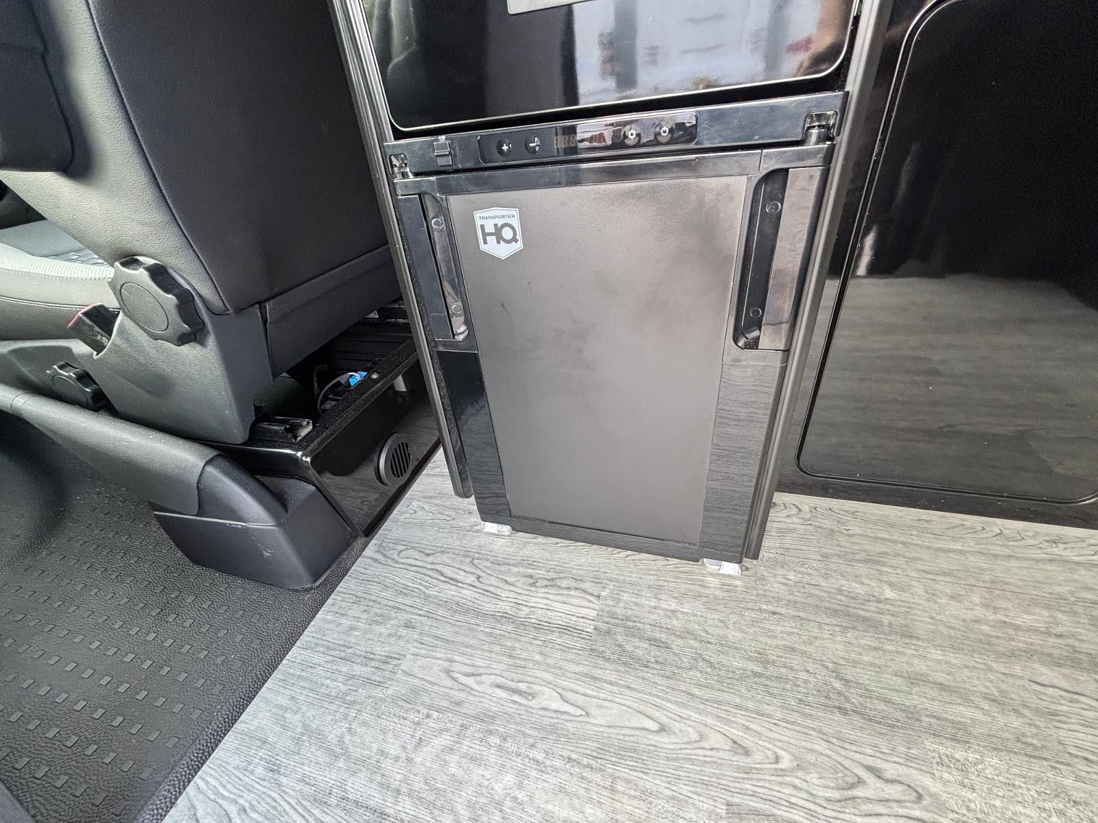 Volkswagen T6.1 Camper - Image 9