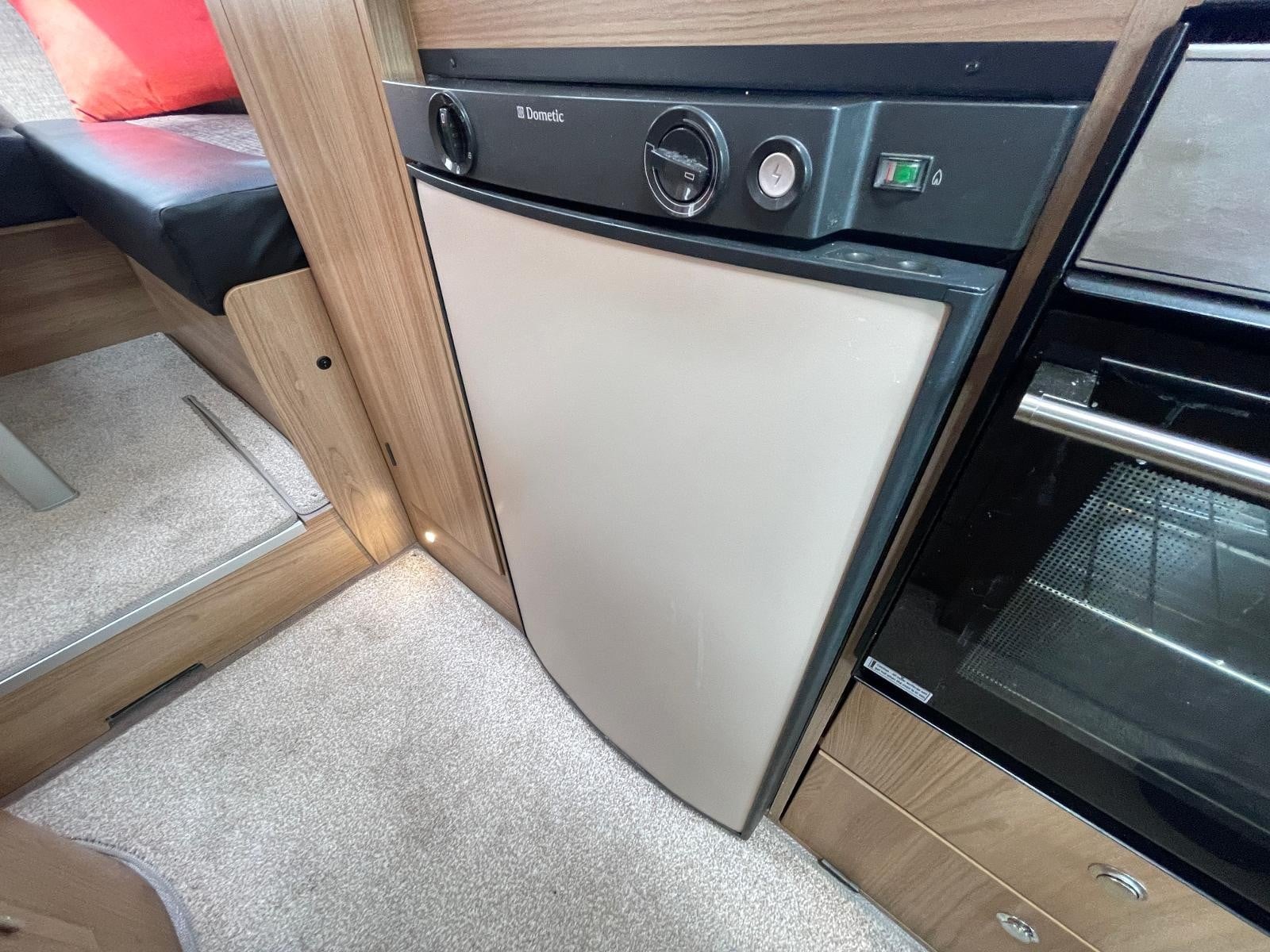 Bailey Advance 615 - Image 15