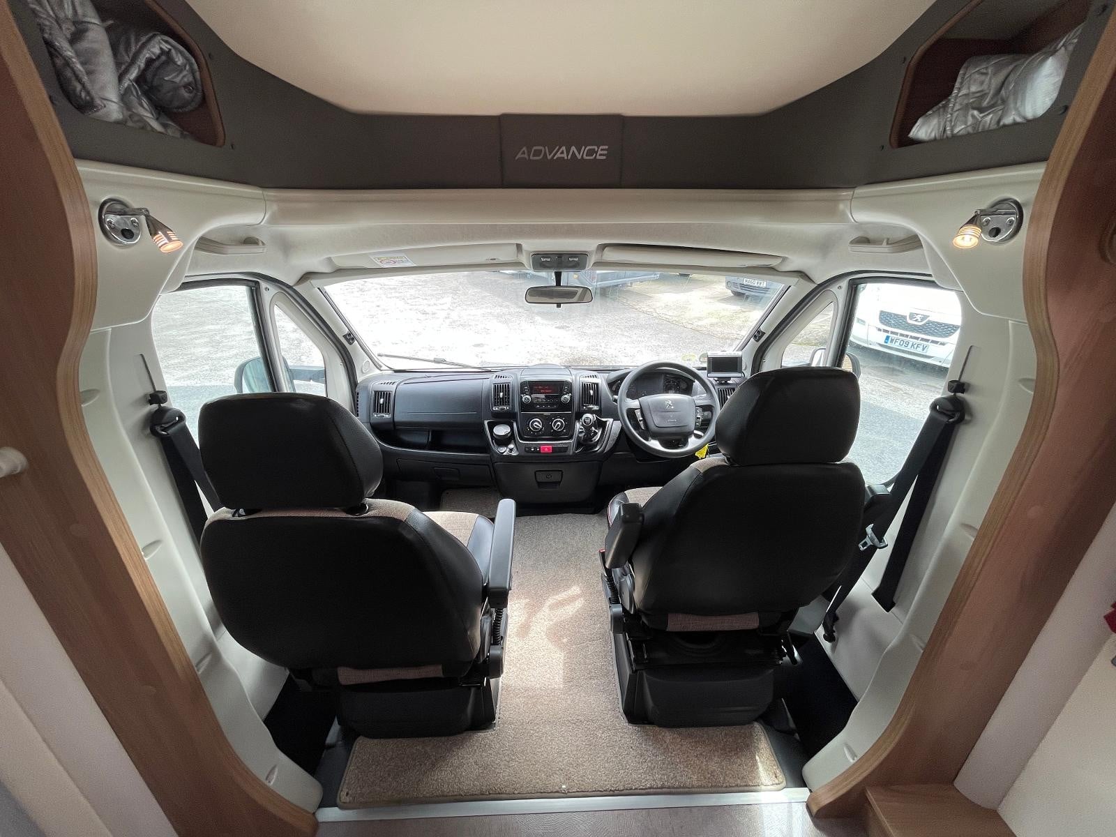 Bailey Advance 615 - Image 10