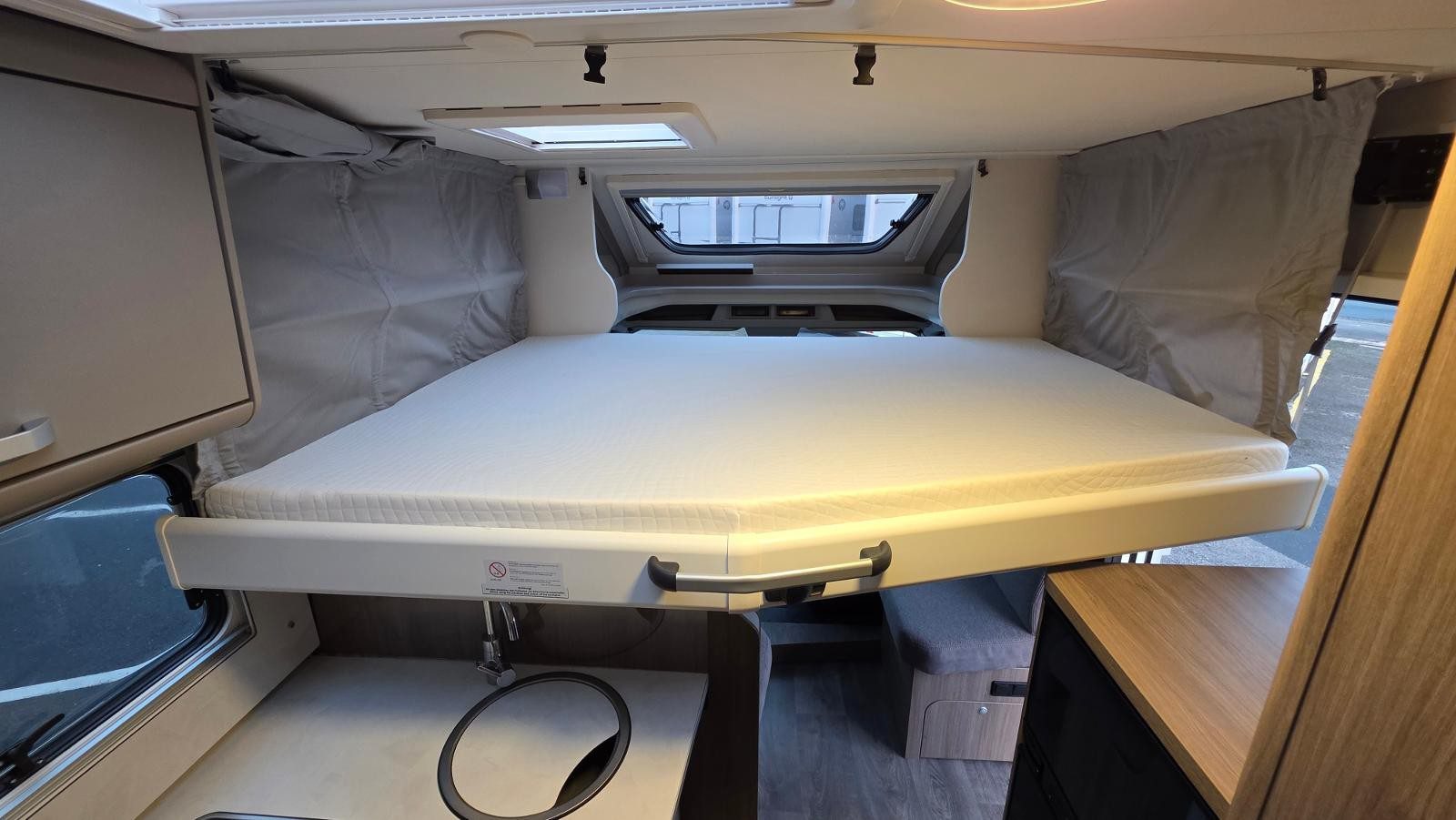 Carado T447 - Image 13