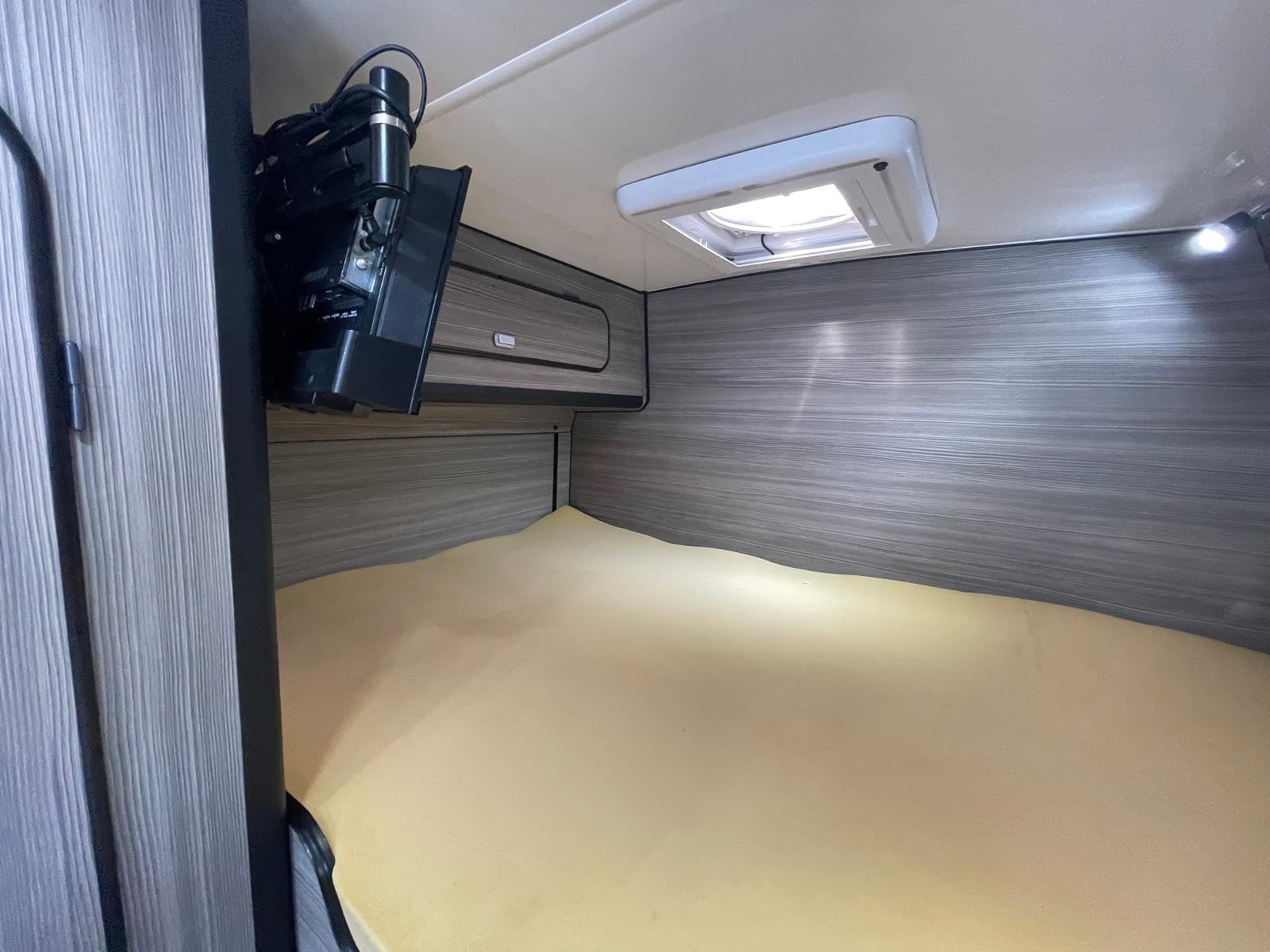 Fiat Ducato Camper - Image 15