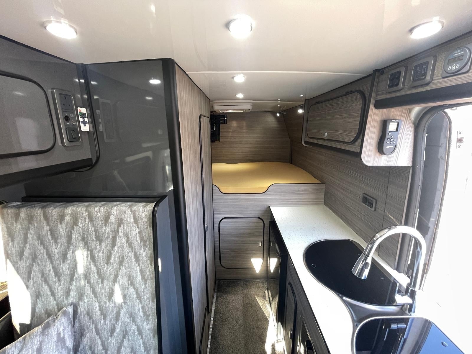 Fiat Ducato Camper - Image 16