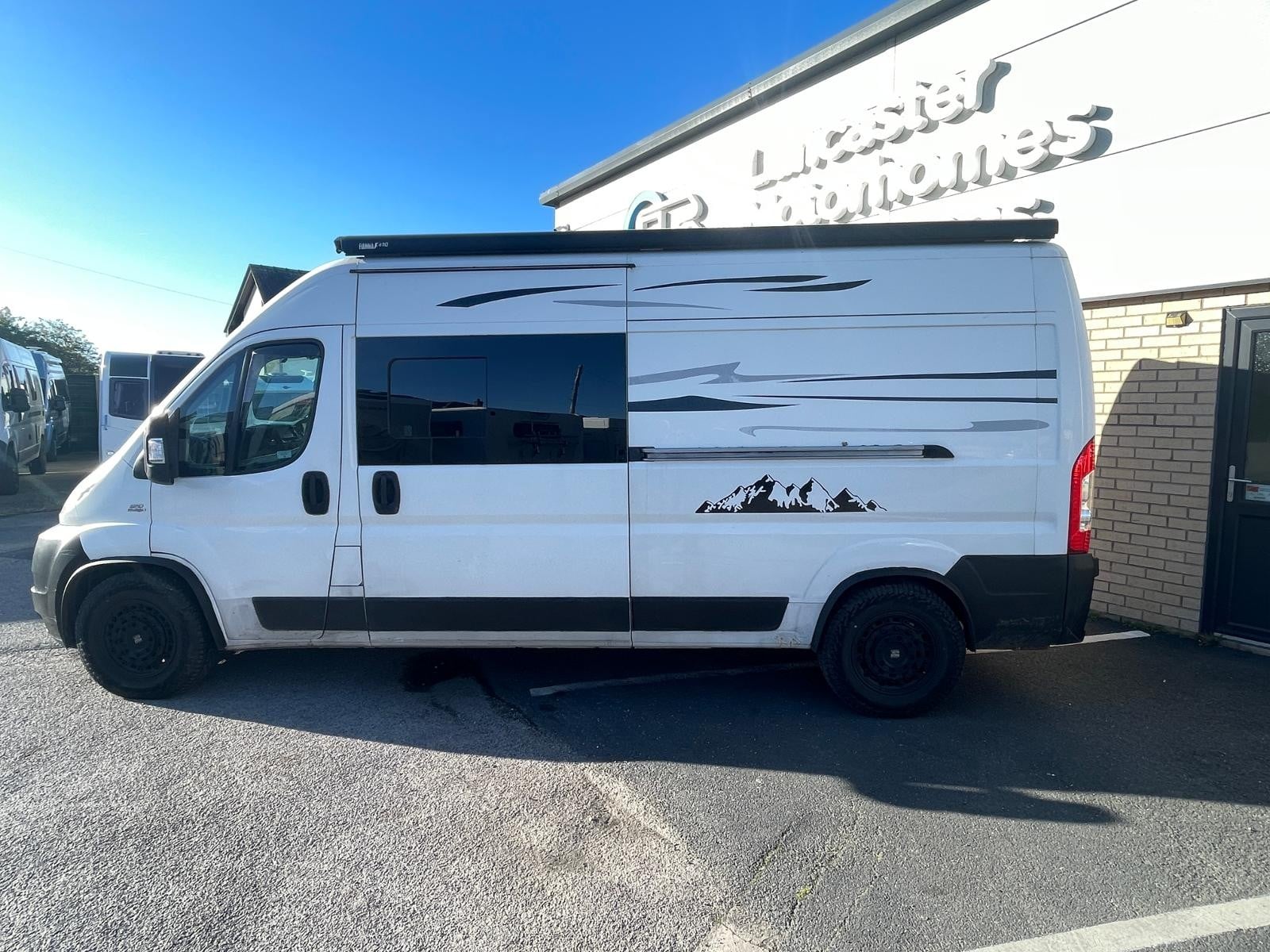 Fiat Ducato Camper - Image 5