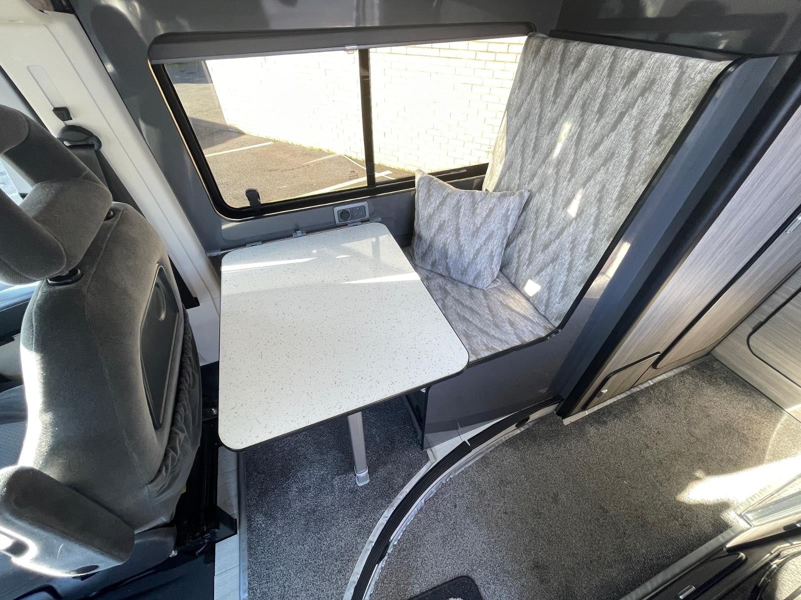 Fiat Ducato Camper - Image 8