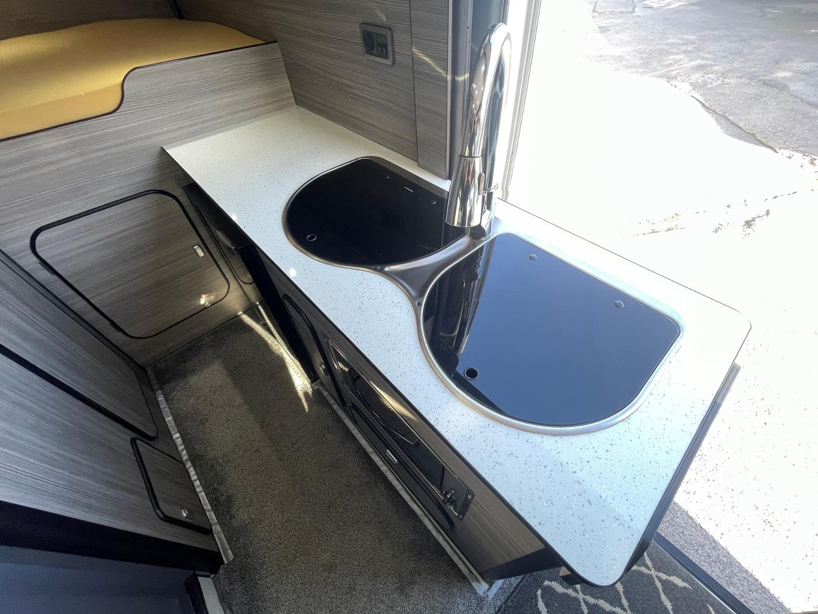 Fiat Ducato Camper - Image 9