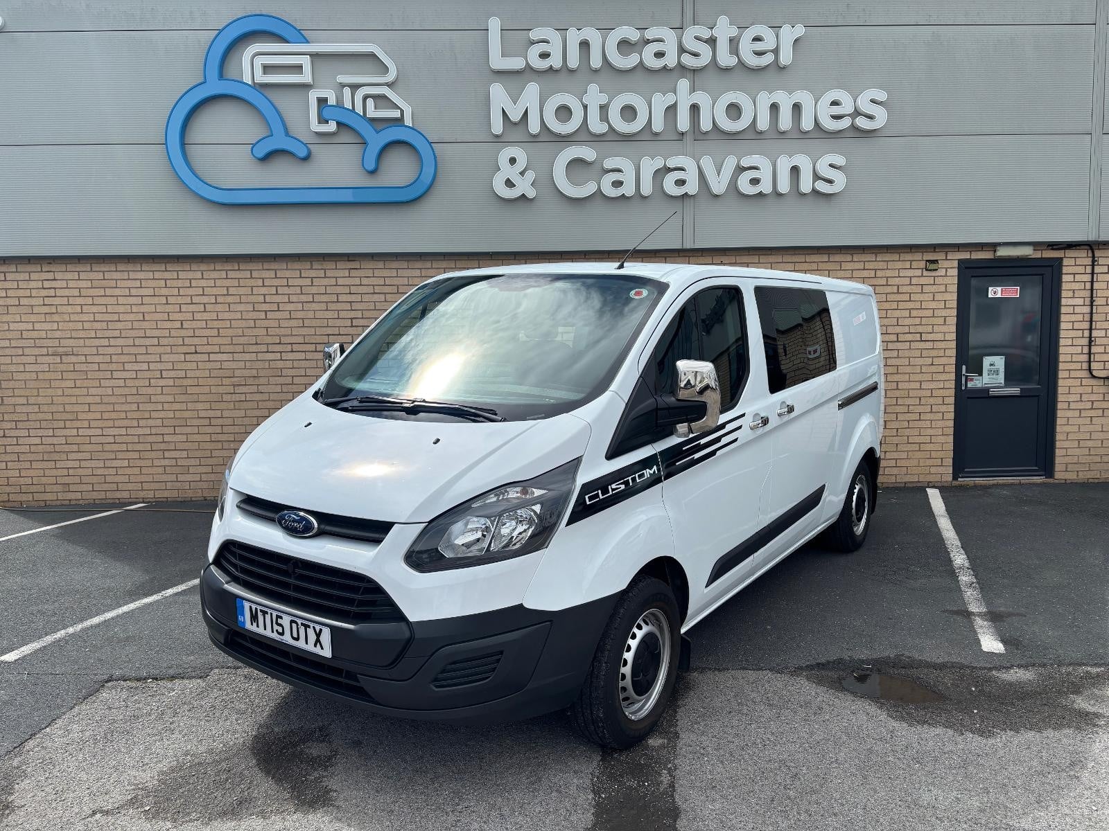 Ford-Transit-Custom-LWB-117246454784