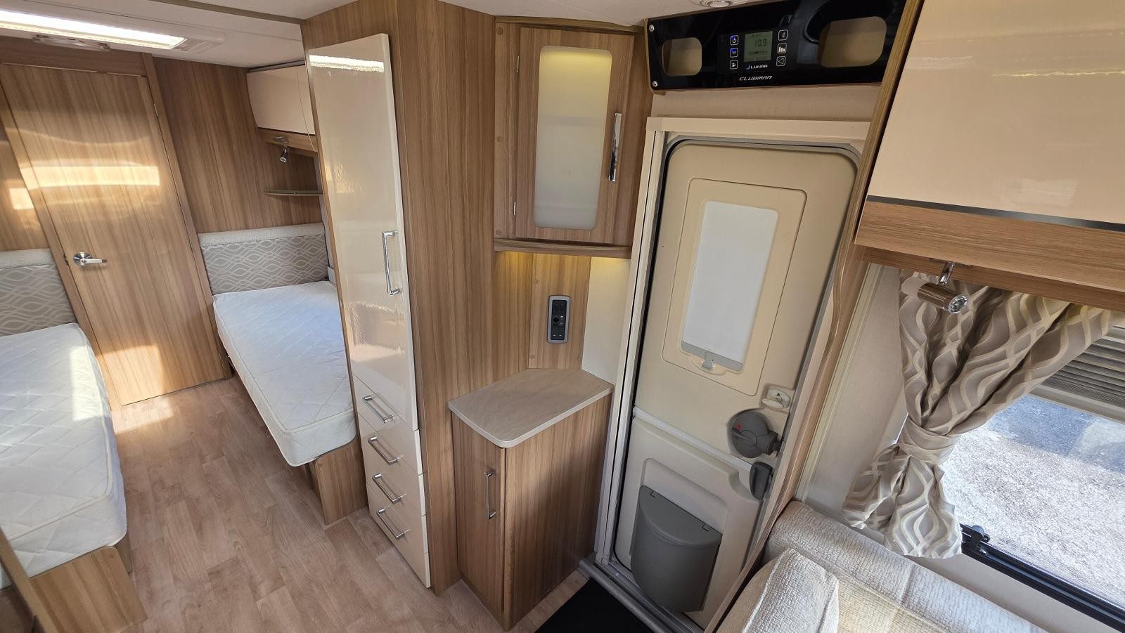 Lunar Clubman SB 2015 - Image 8