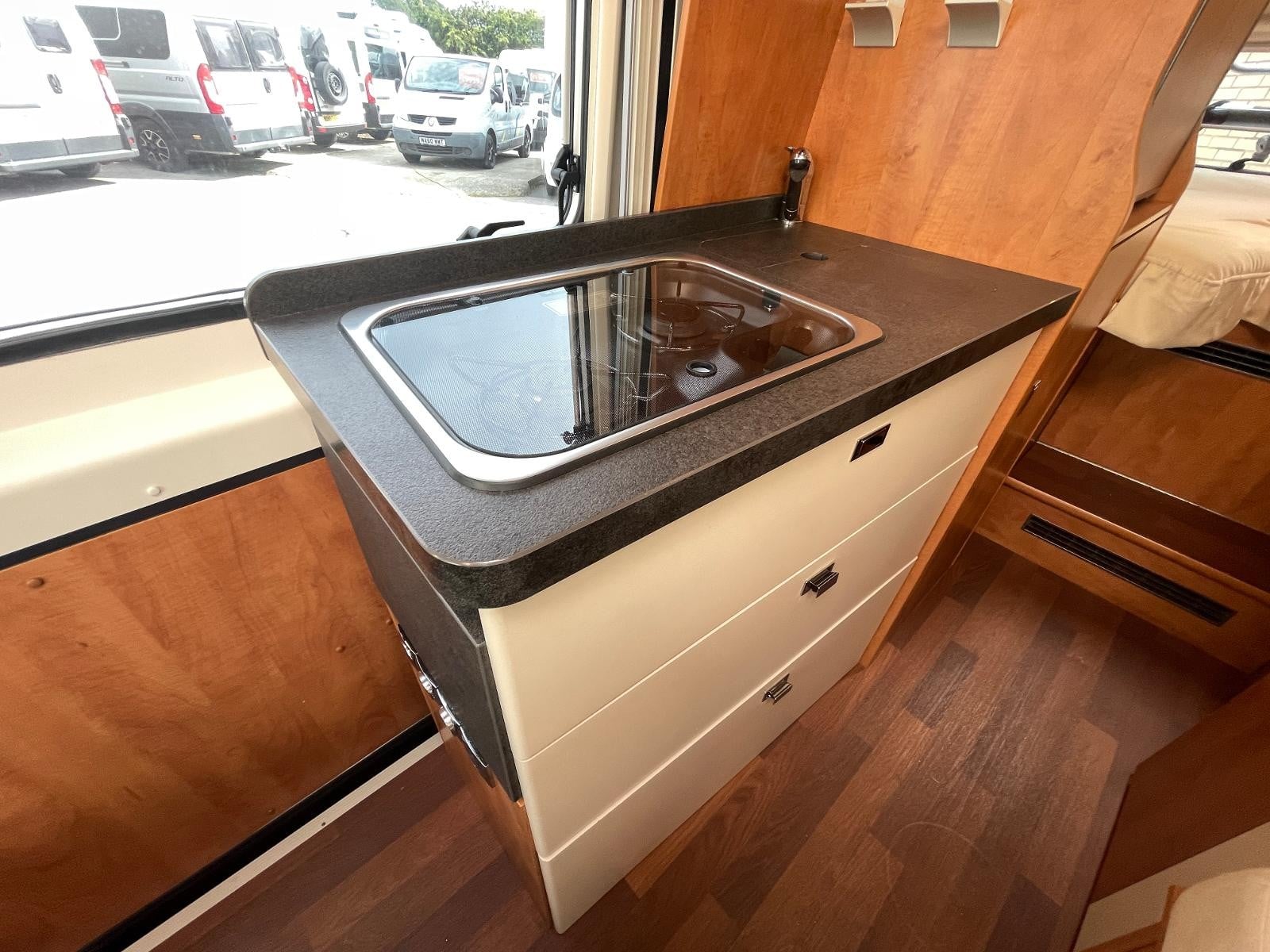 Malibu 640 - Image 12