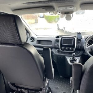 Renault Traffic Camper - Image 5