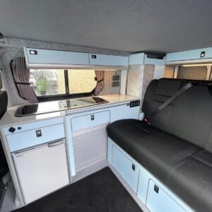 Renault Traffic Camper - Image 6