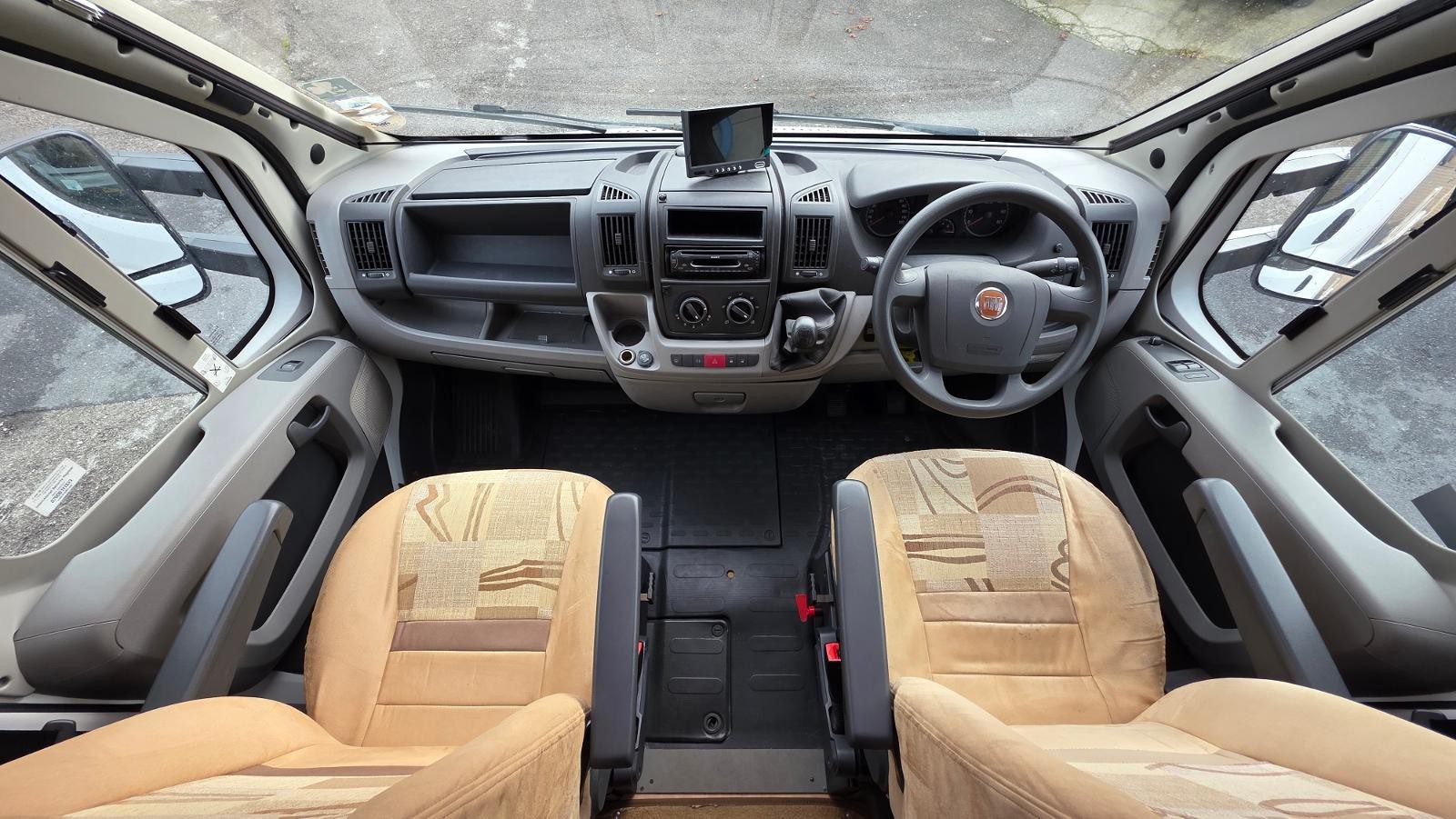 Swift Bolero 680 FB - Image 4