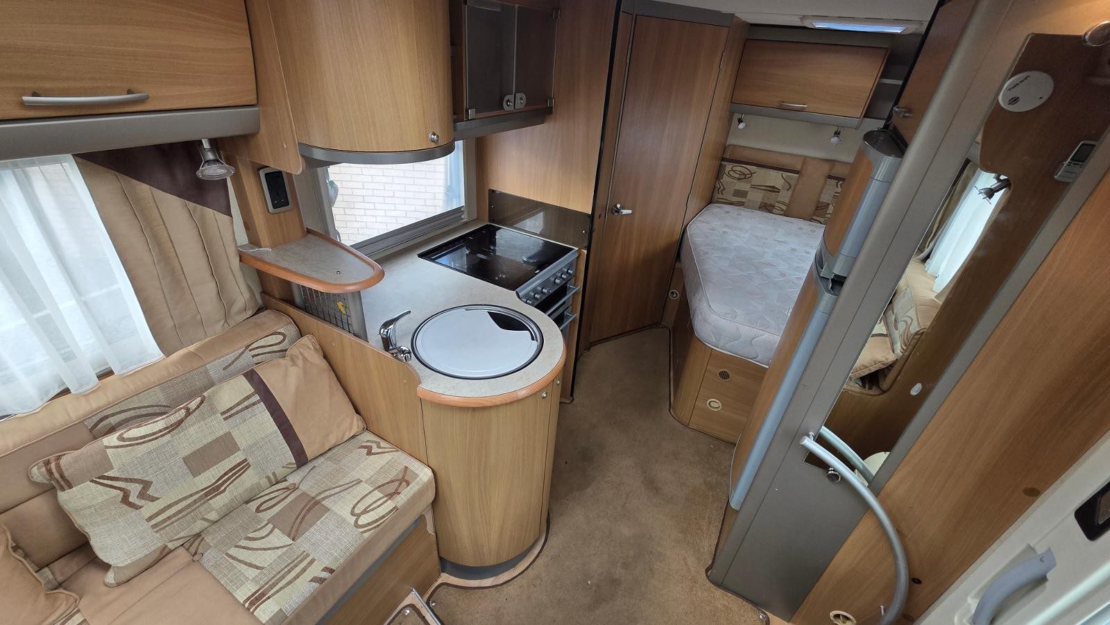 Swift Bolero 680 FB - Image 8