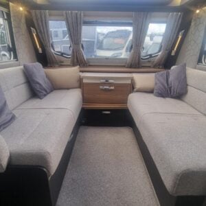 Swift Conqueror 560 - Image 5