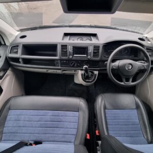 Volkswagen Transporter T30 LWB - Image 4