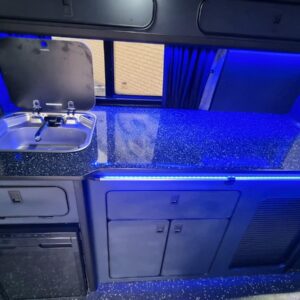 Volkswagen Transporter T30 LWB - Image 5