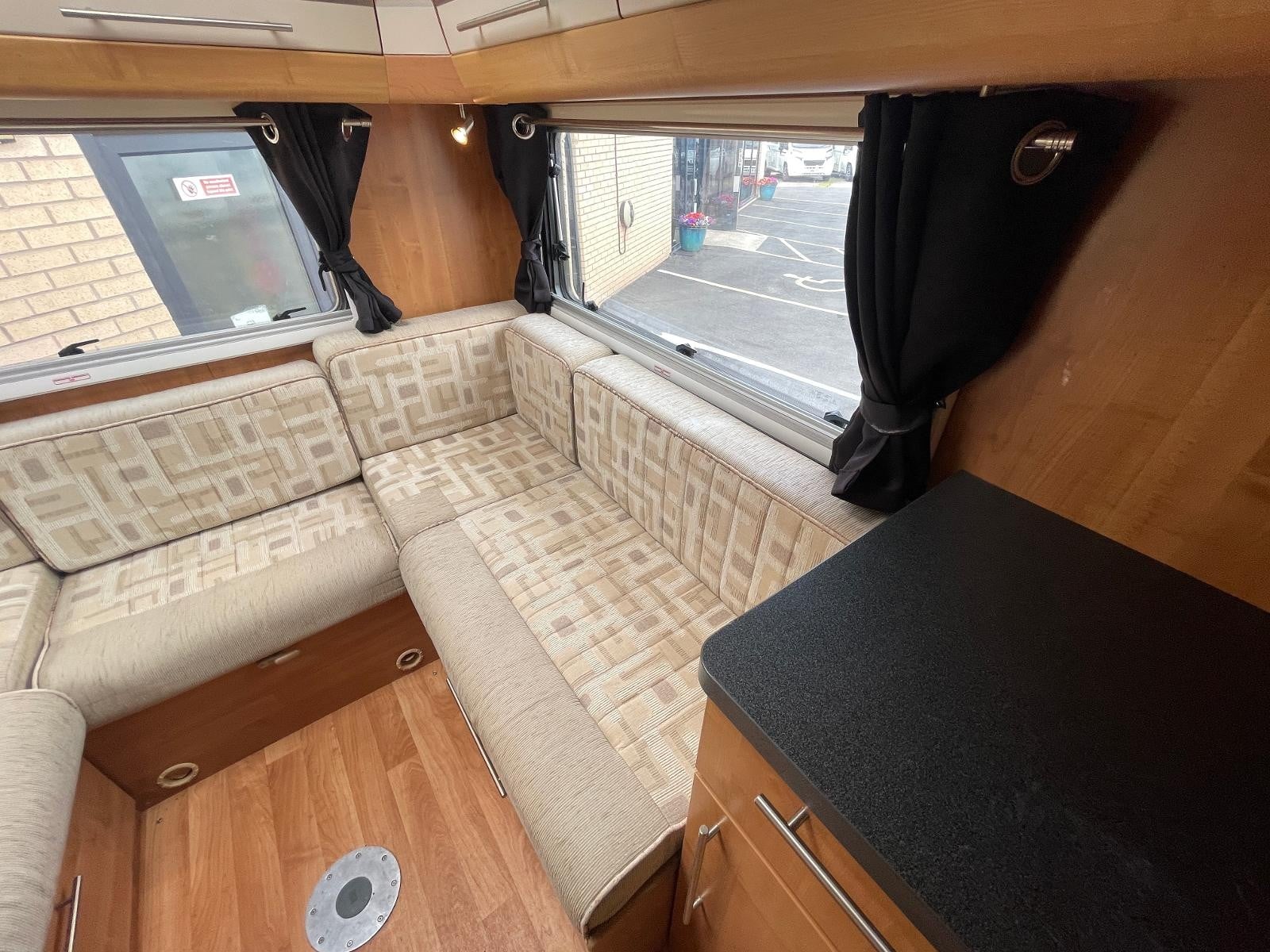 Auto Trail Apache 700 - Image 18