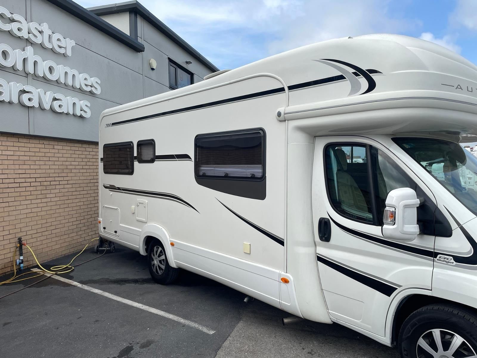 Auto Trail Apache 700 - Image 4