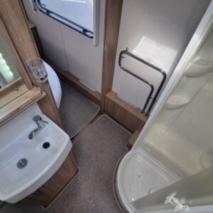 Coachman Laser 650 - Image 11