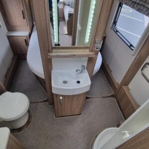 Coachman Laser 650 - Image 12
