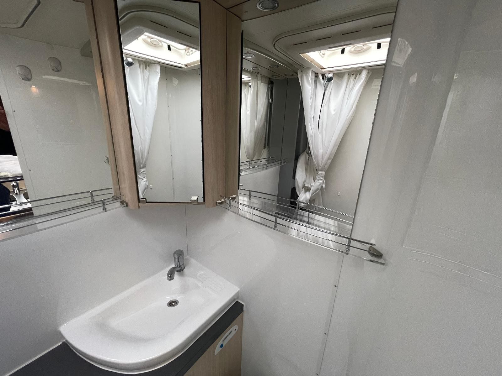 Hobby Siesta V65 GE - Image 17